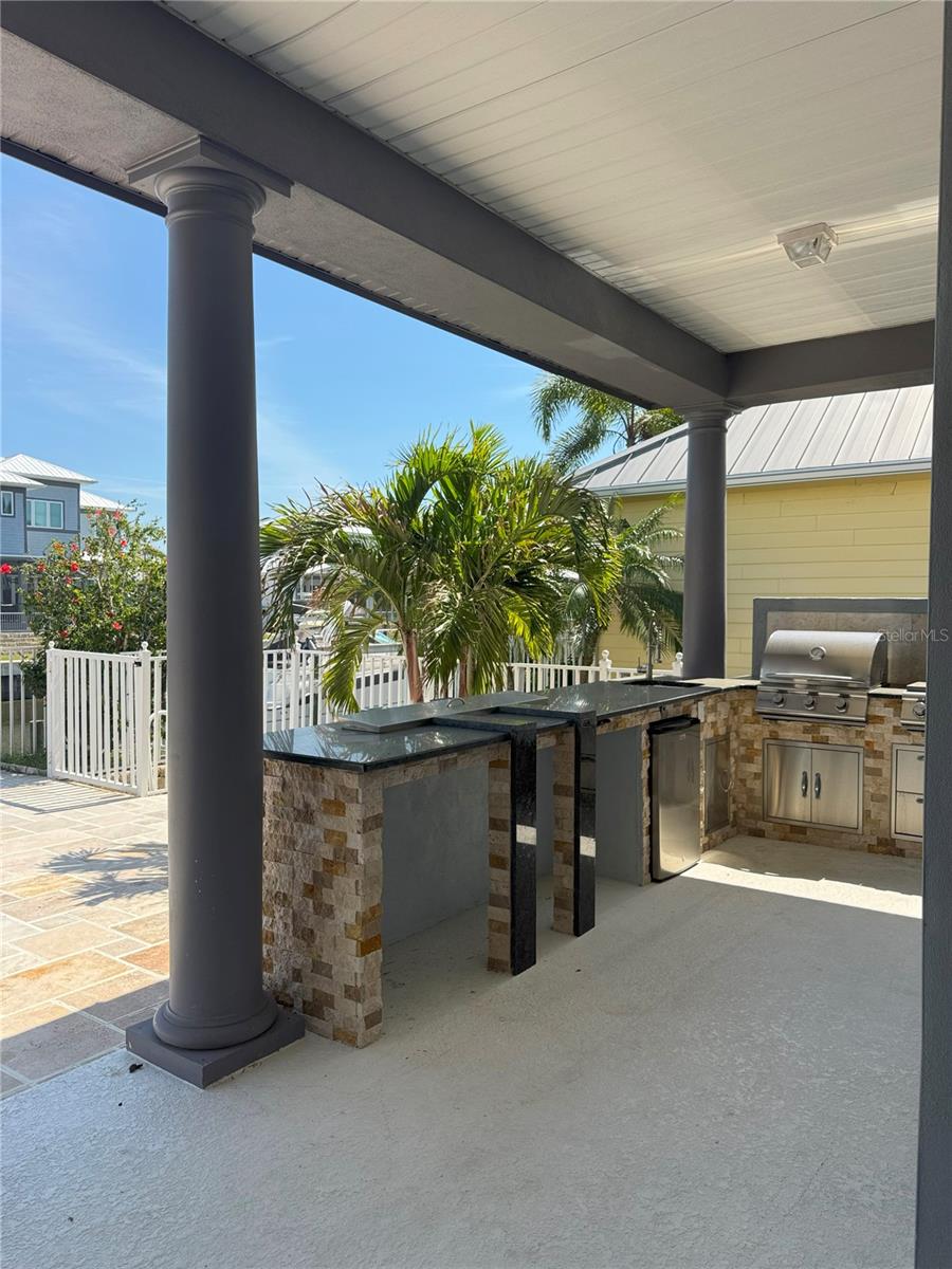 625 MIRABAY BLVD, APOLLO BEACH, FL, 33572
