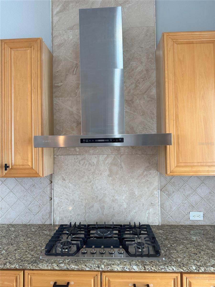 625 MIRABAY BLVD, APOLLO BEACH, FL, 33572