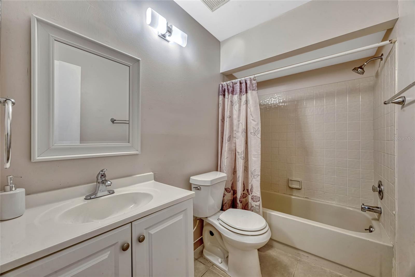 3012 S SEMORAN BLVD #3, ORLANDO, FL, 32822