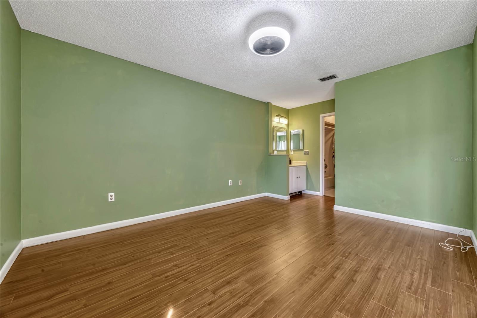 3012 S SEMORAN BLVD #3, ORLANDO, FL, 32822