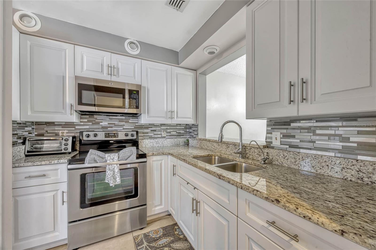3012 S SEMORAN BLVD #3, ORLANDO, FL, 32822
