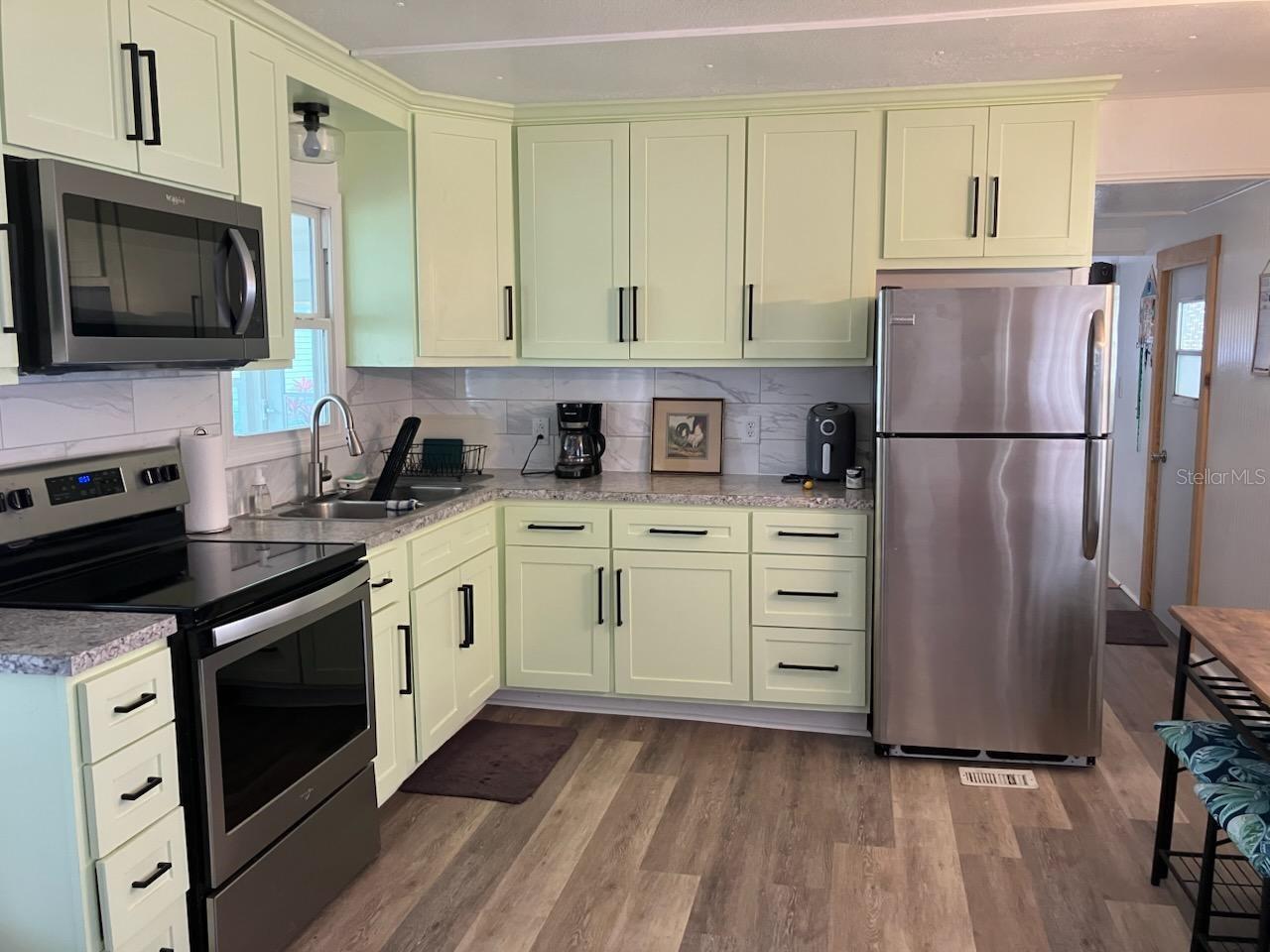 585 SKY HARBOR DR #120, CLEARWATER, FL, 33759