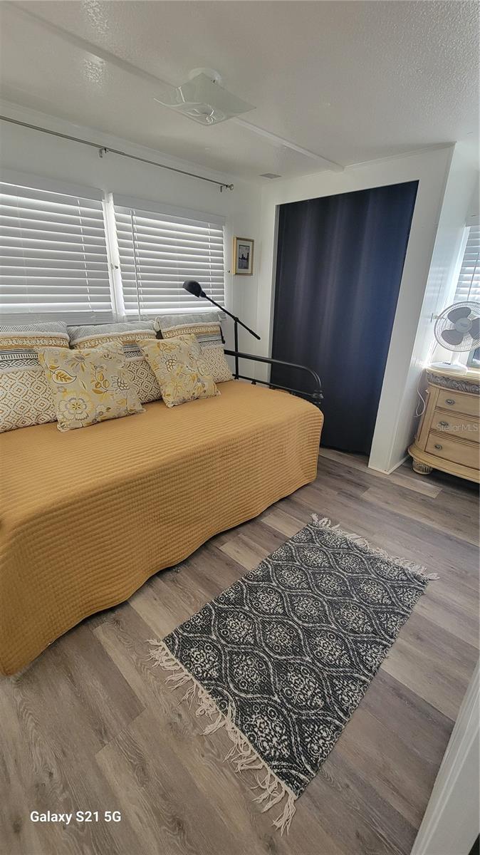 585 SKY HARBOR DR #120, CLEARWATER, FL, 33759