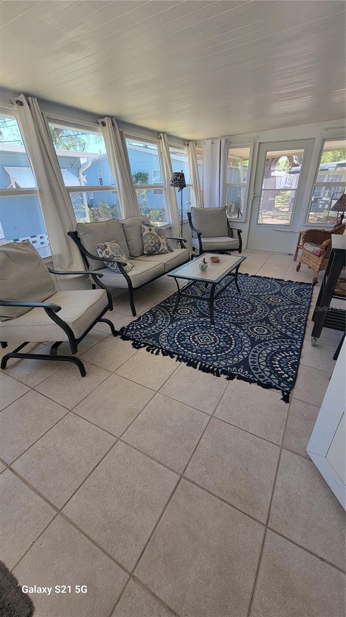 585 SKY HARBOR DR #120, CLEARWATER, FL, 33759