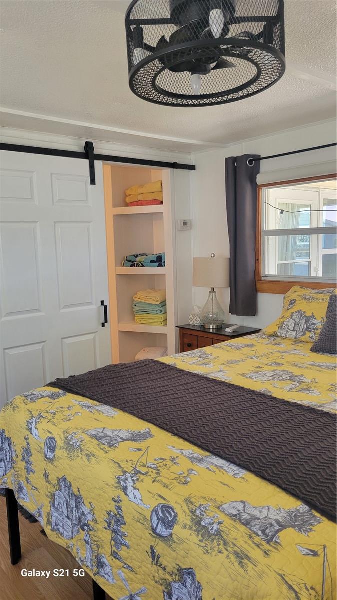 585 SKY HARBOR DR #120, CLEARWATER, FL, 33759