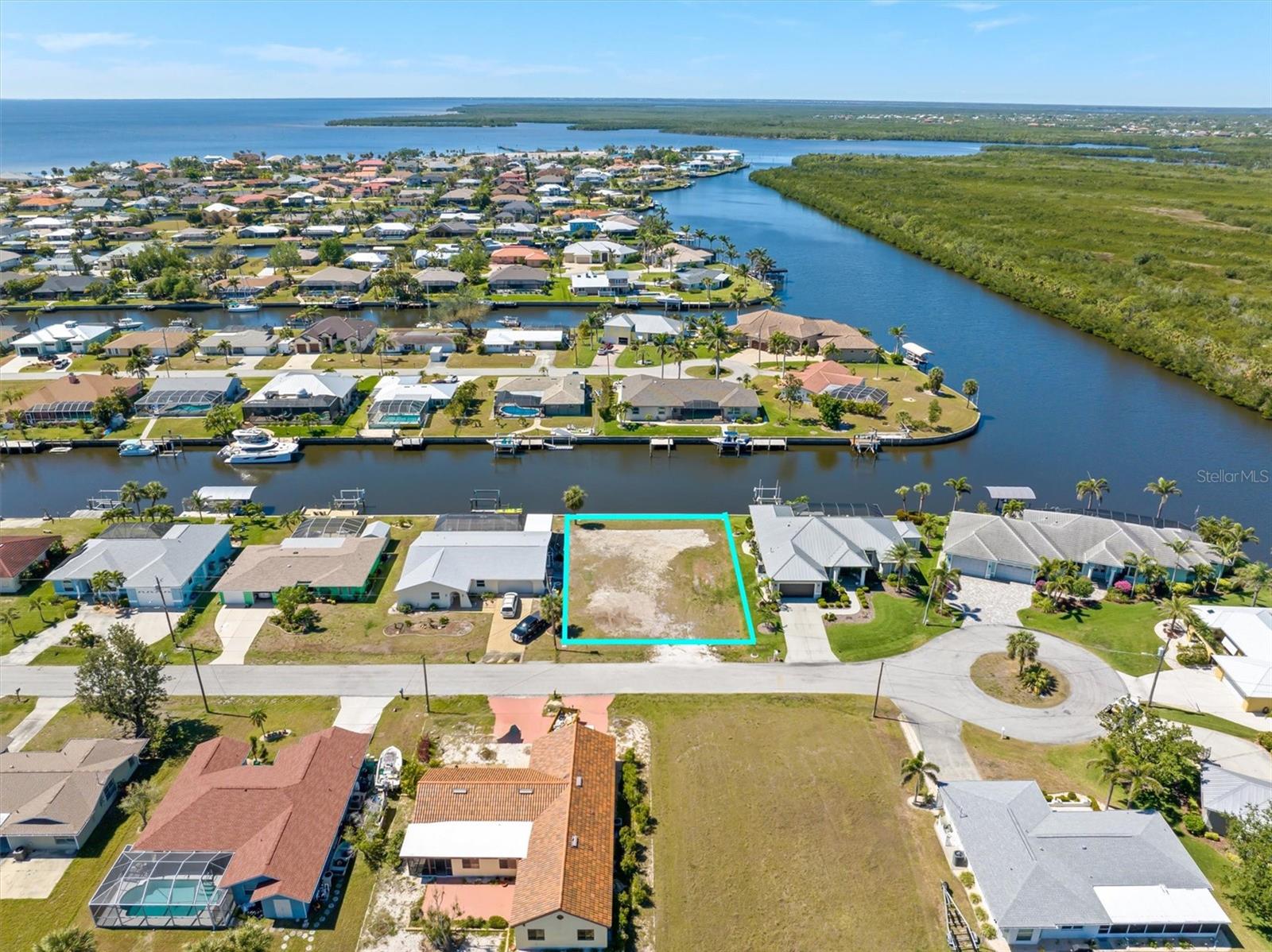 143 LELAND ST SW, PORT CHARLOTTE, FL, 33952
