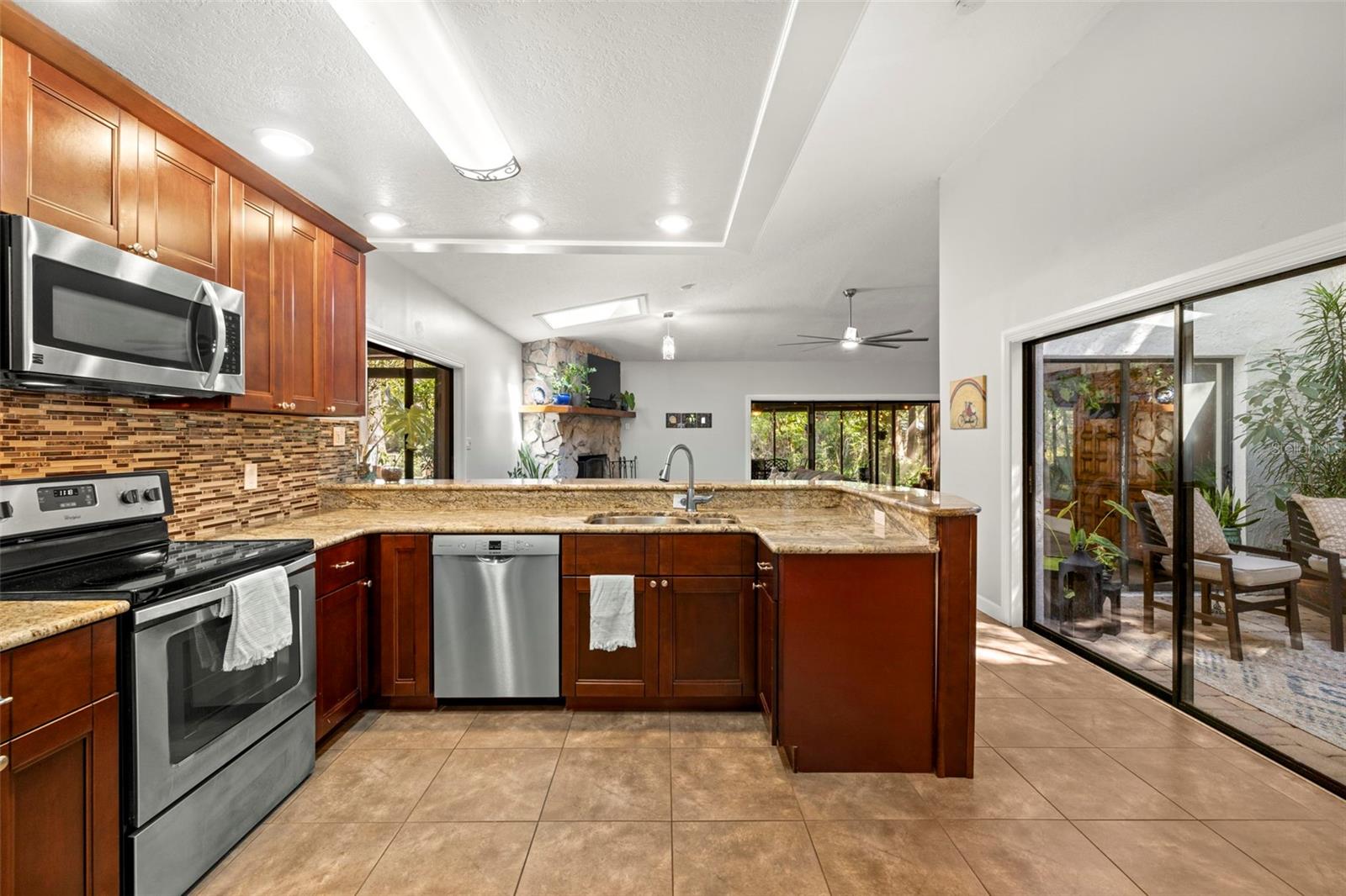 5803 MYRTLE LN, TAMPA, FL, 33625