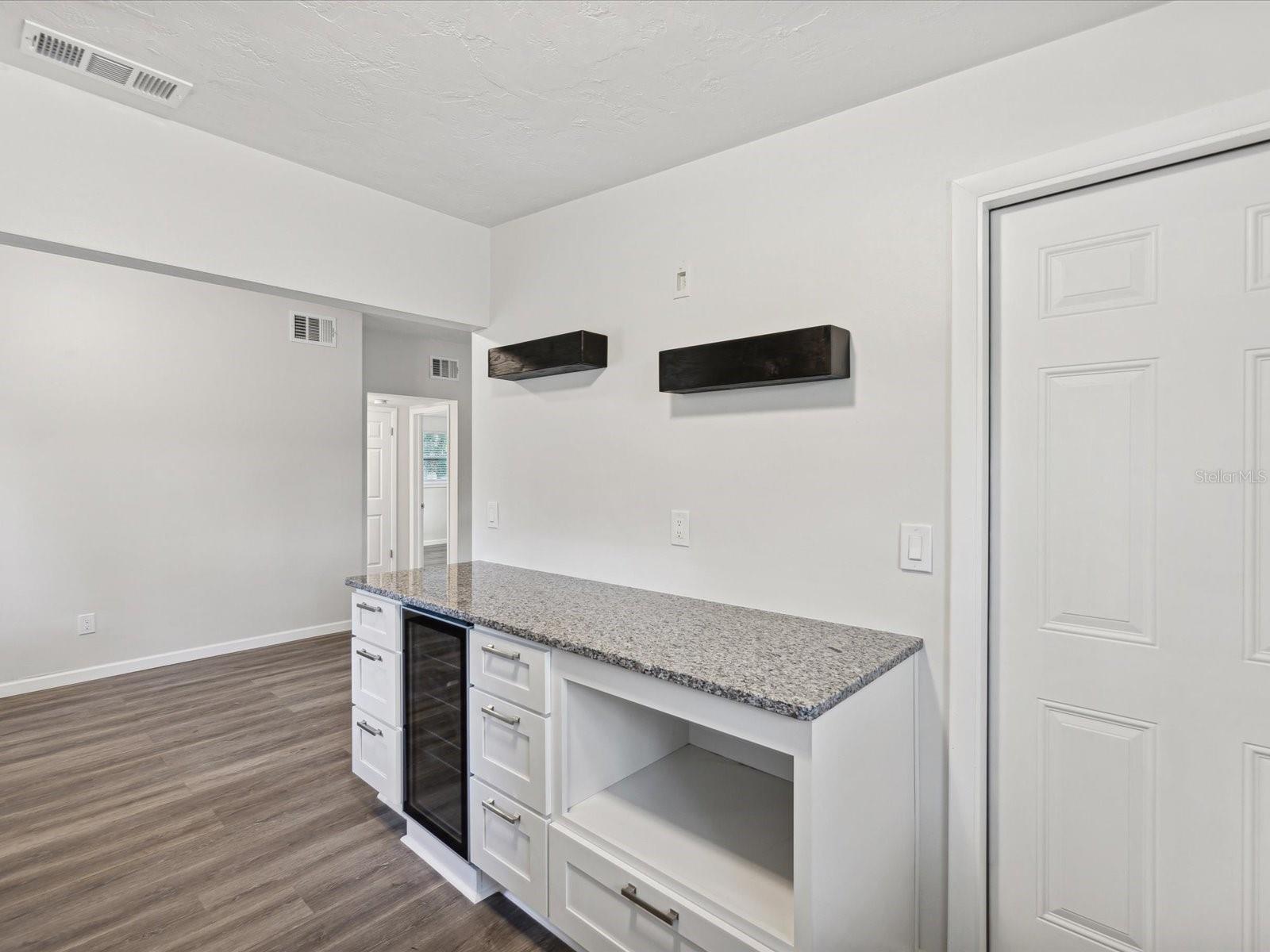 404 3RD AVE NE, LARGO, FL, 33770