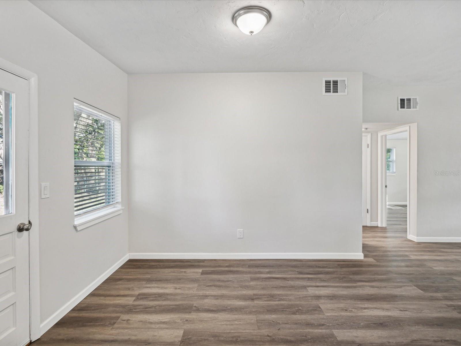 404 3RD AVE NE, LARGO, FL, 33770