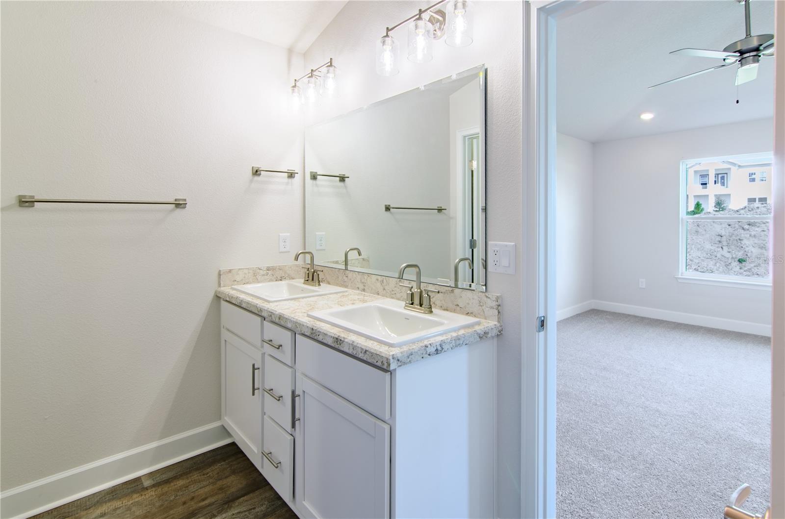 37 ROSE DR, PALM COAST, FL, 32164