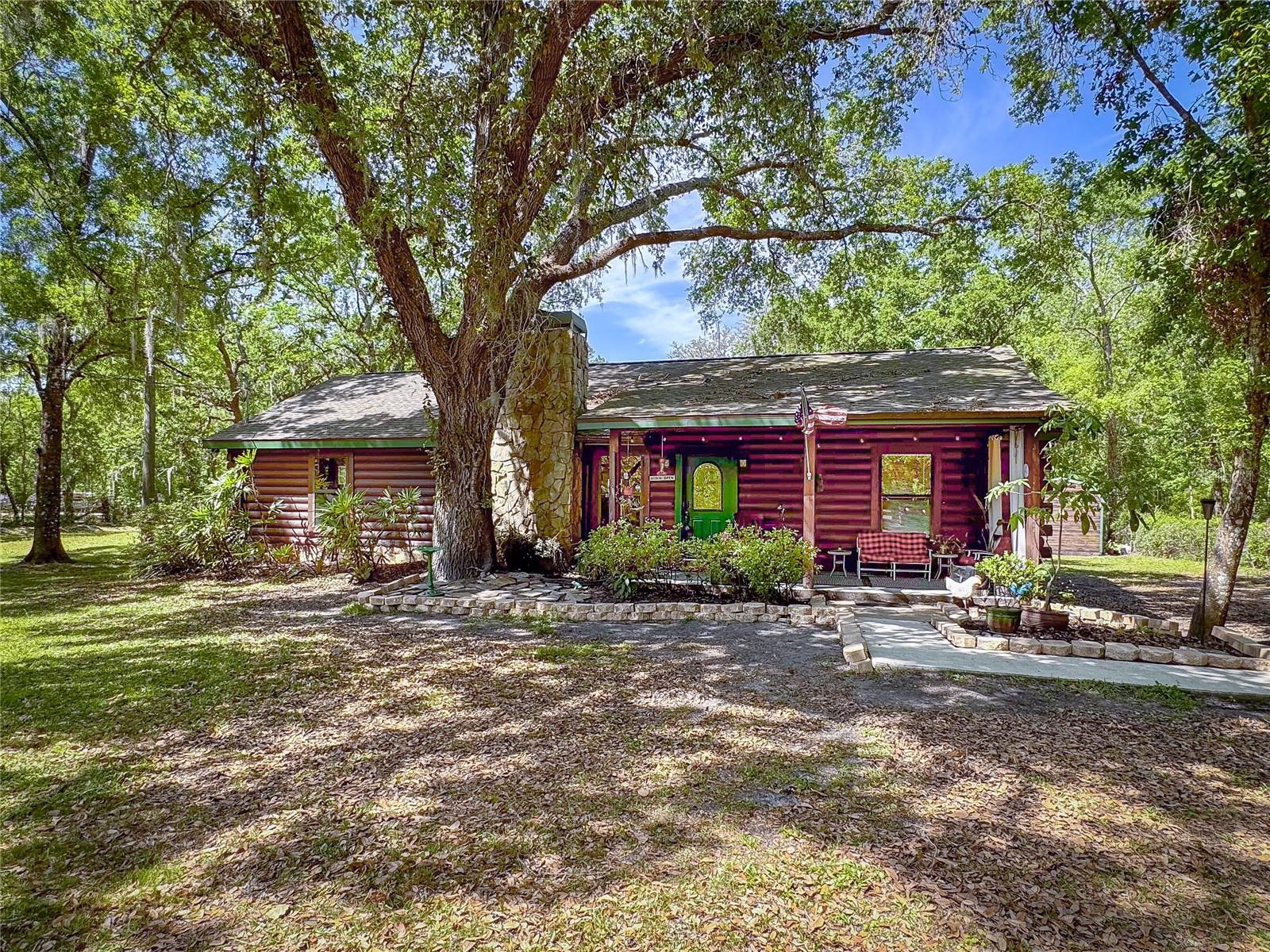 14114 N 301 HWY, THONOTOSASSA, FL, 33592