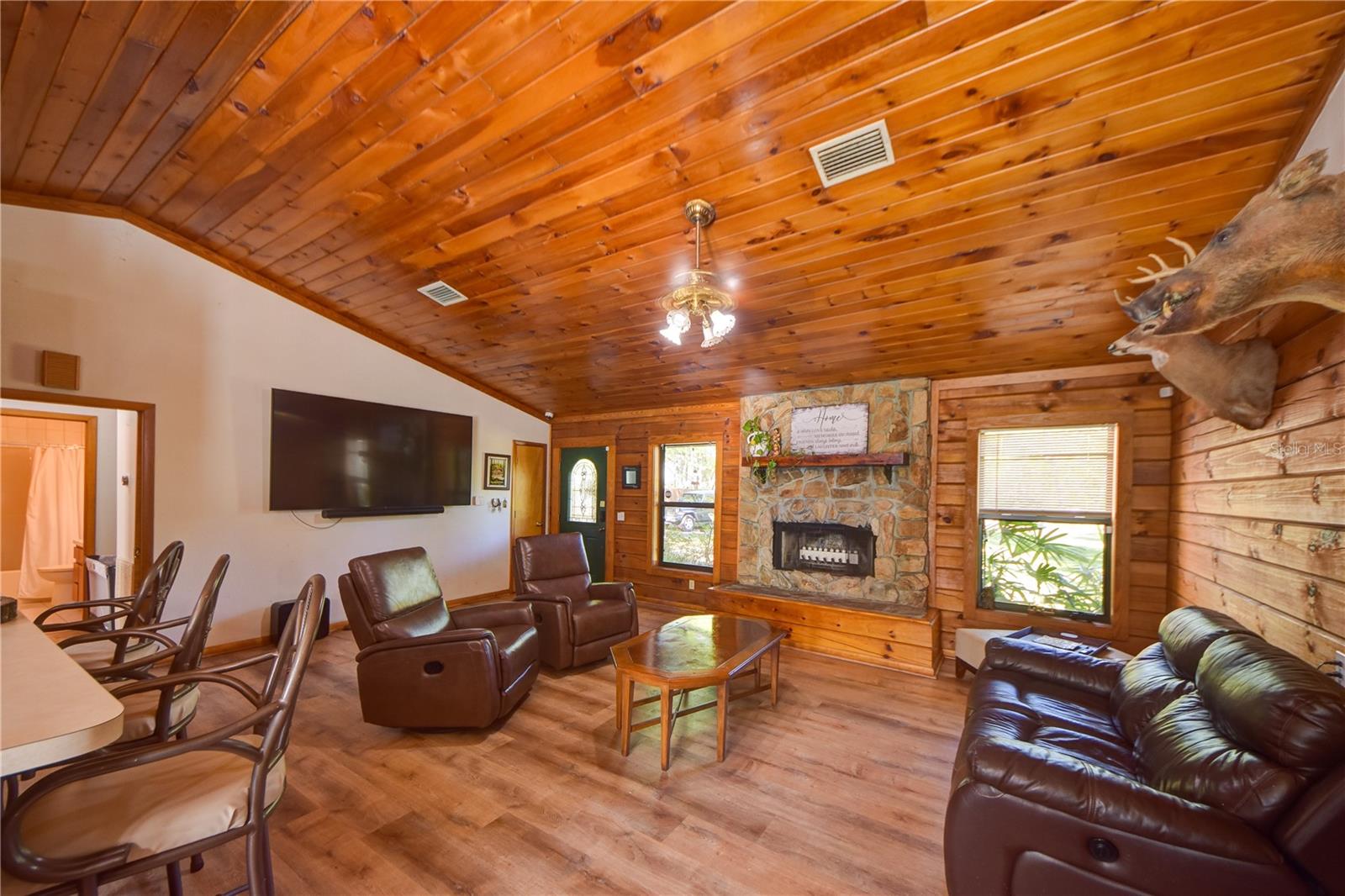 14114 N 301 HWY, THONOTOSASSA, FL, 33592
