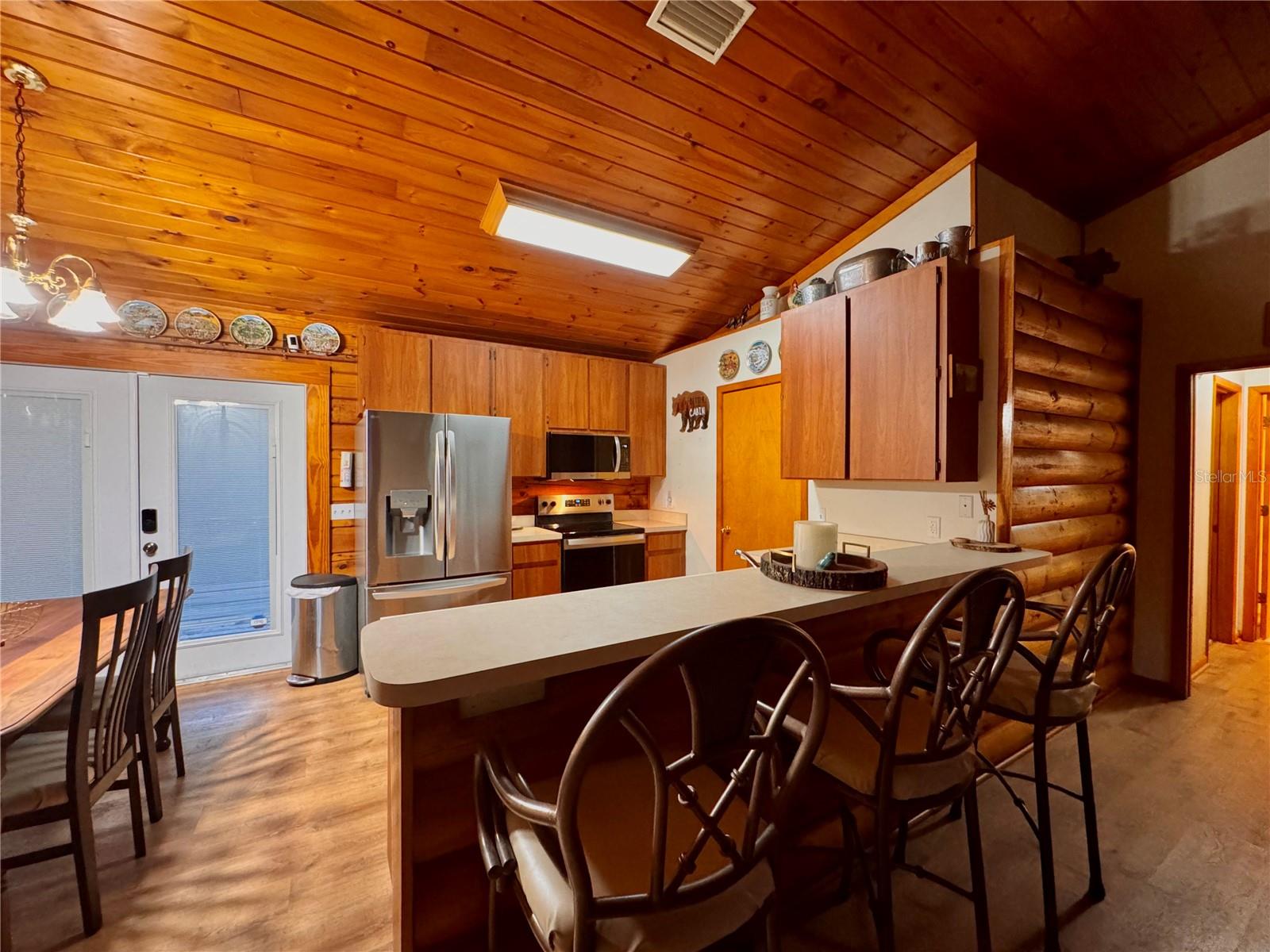 14114 N 301 HWY, THONOTOSASSA, FL, 33592