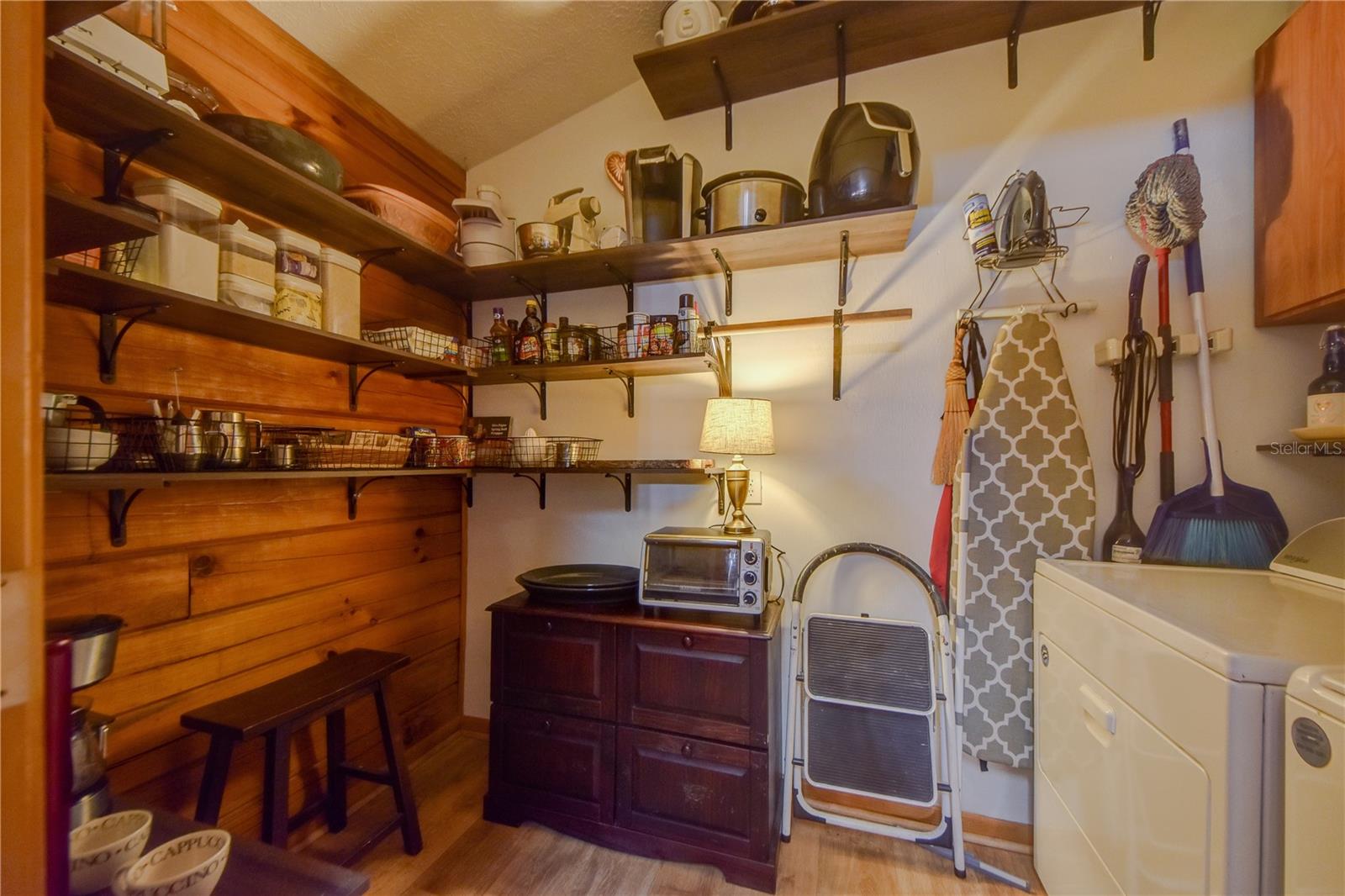 14114 N 301 HWY, THONOTOSASSA, FL, 33592