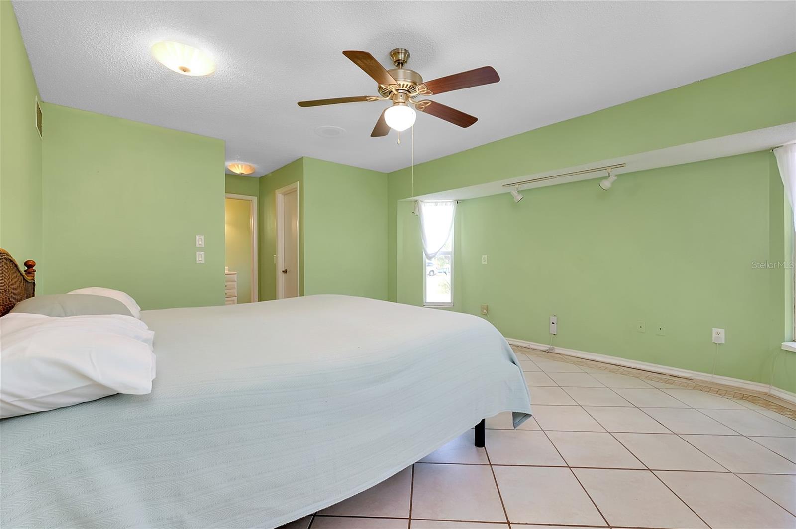 420 ZEPHYR RD, VENICE, FL, 34293