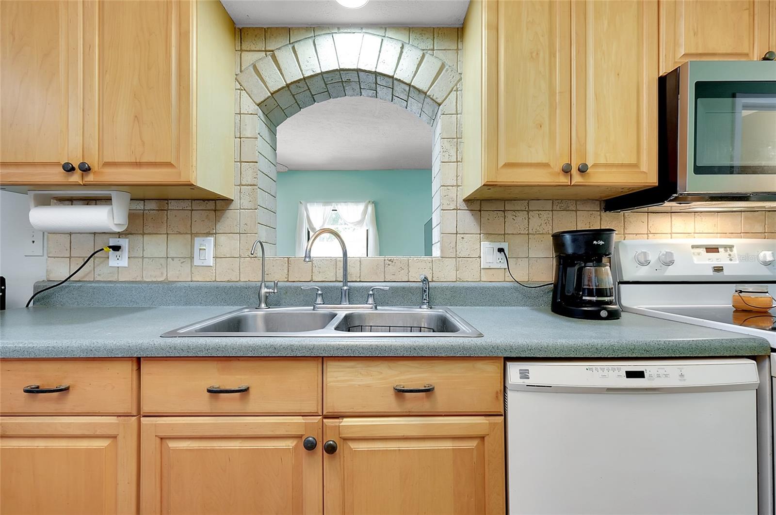 420 ZEPHYR RD, VENICE, FL, 34293