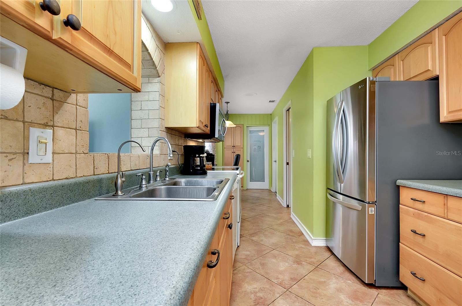 420 ZEPHYR RD, VENICE, FL, 34293
