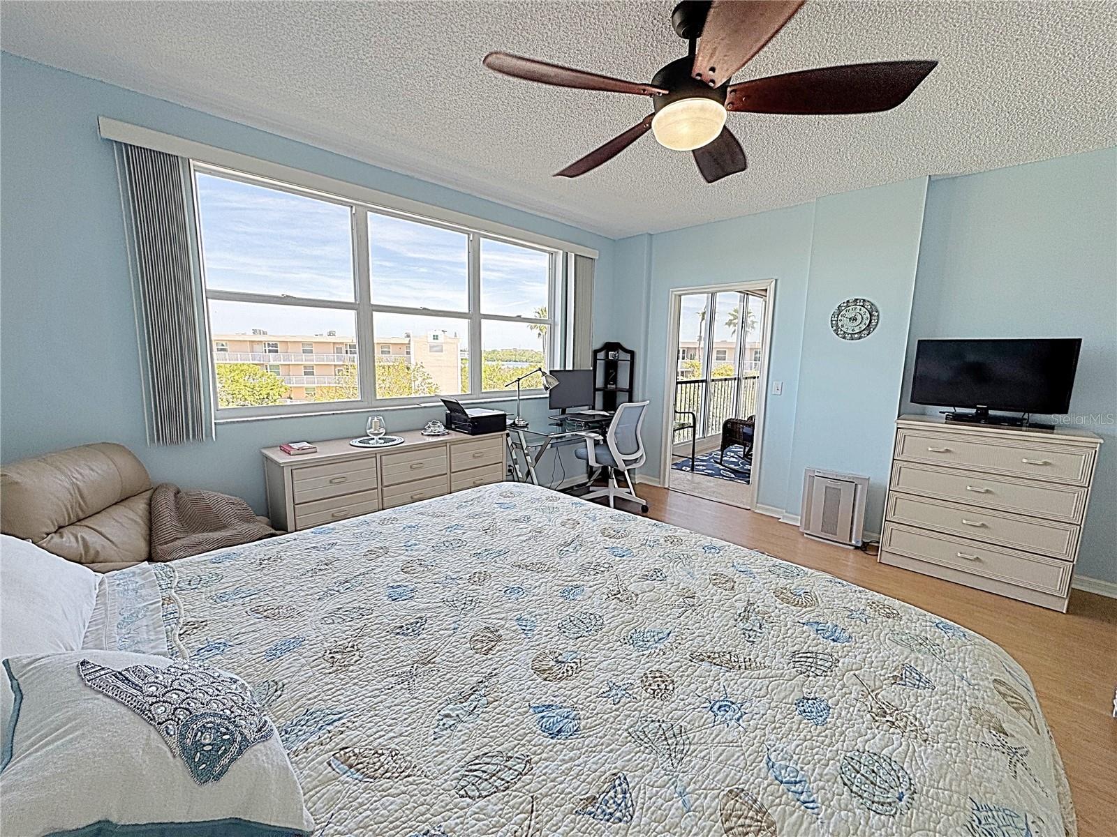 6205 SHORELINE DR #1305, ST PETERSBURG, FL, 33708