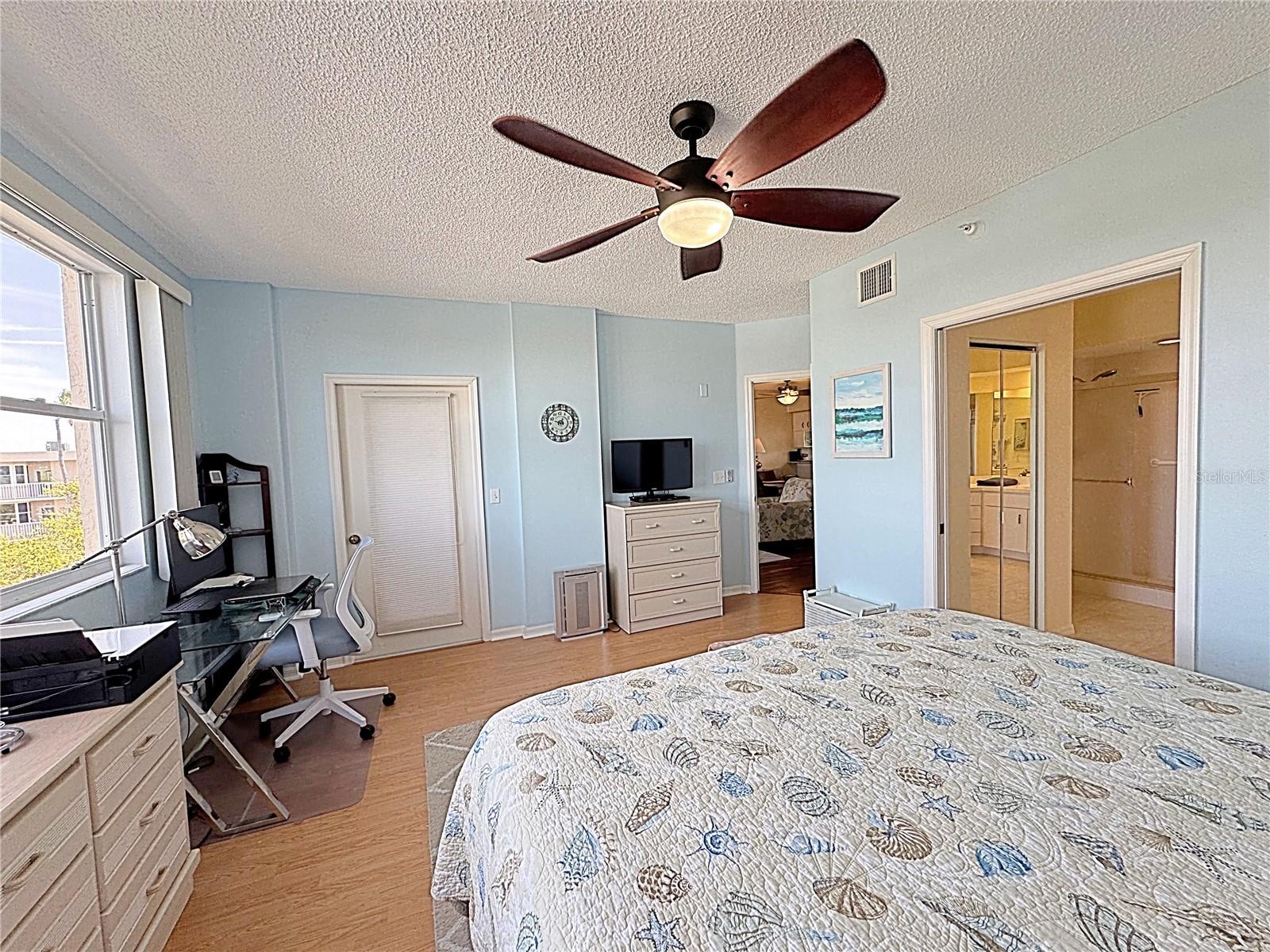 6205 SHORELINE DR #1305, ST PETERSBURG, FL, 33708
