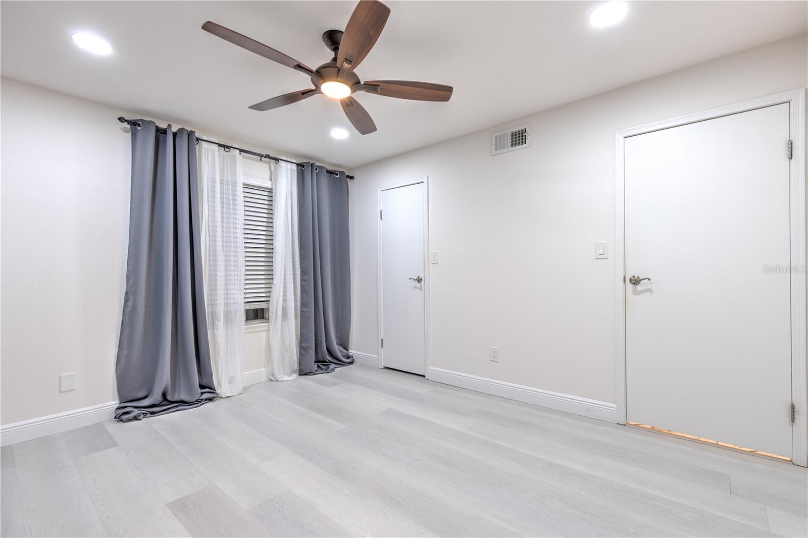 9100 DR MARTIN LUTHER KING JR ST N #1706, ST PETERSBURG, FL, 33702