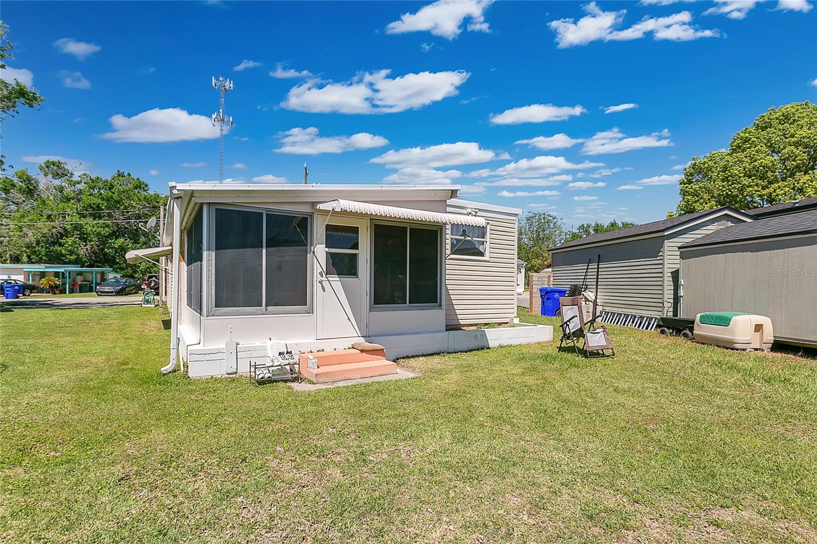 1405 WESTLAND DR, TAVARES, FL, 32778