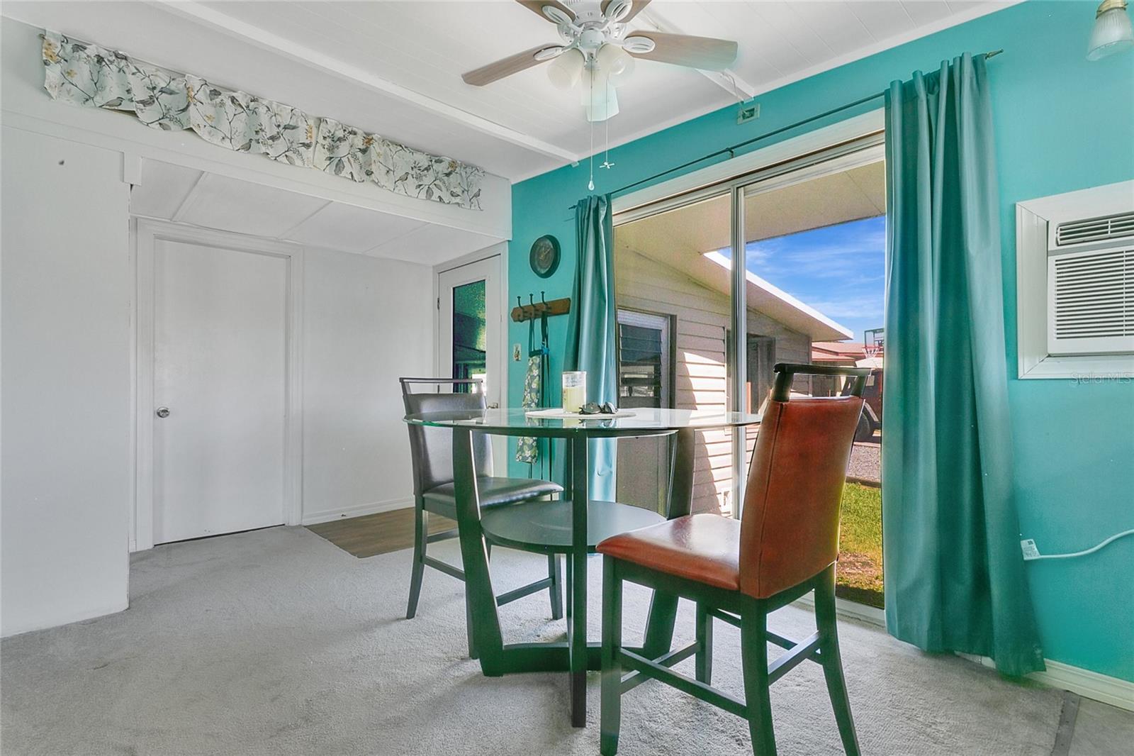 1405 WESTLAND DR, TAVARES, FL, 32778