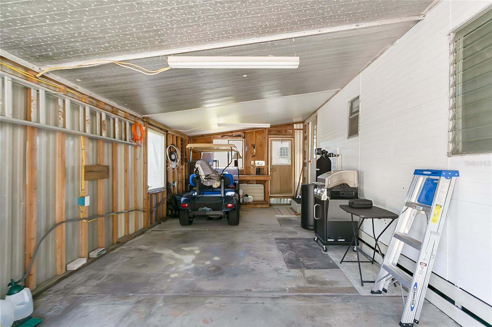 1405 WESTLAND DR, TAVARES, FL, 32778