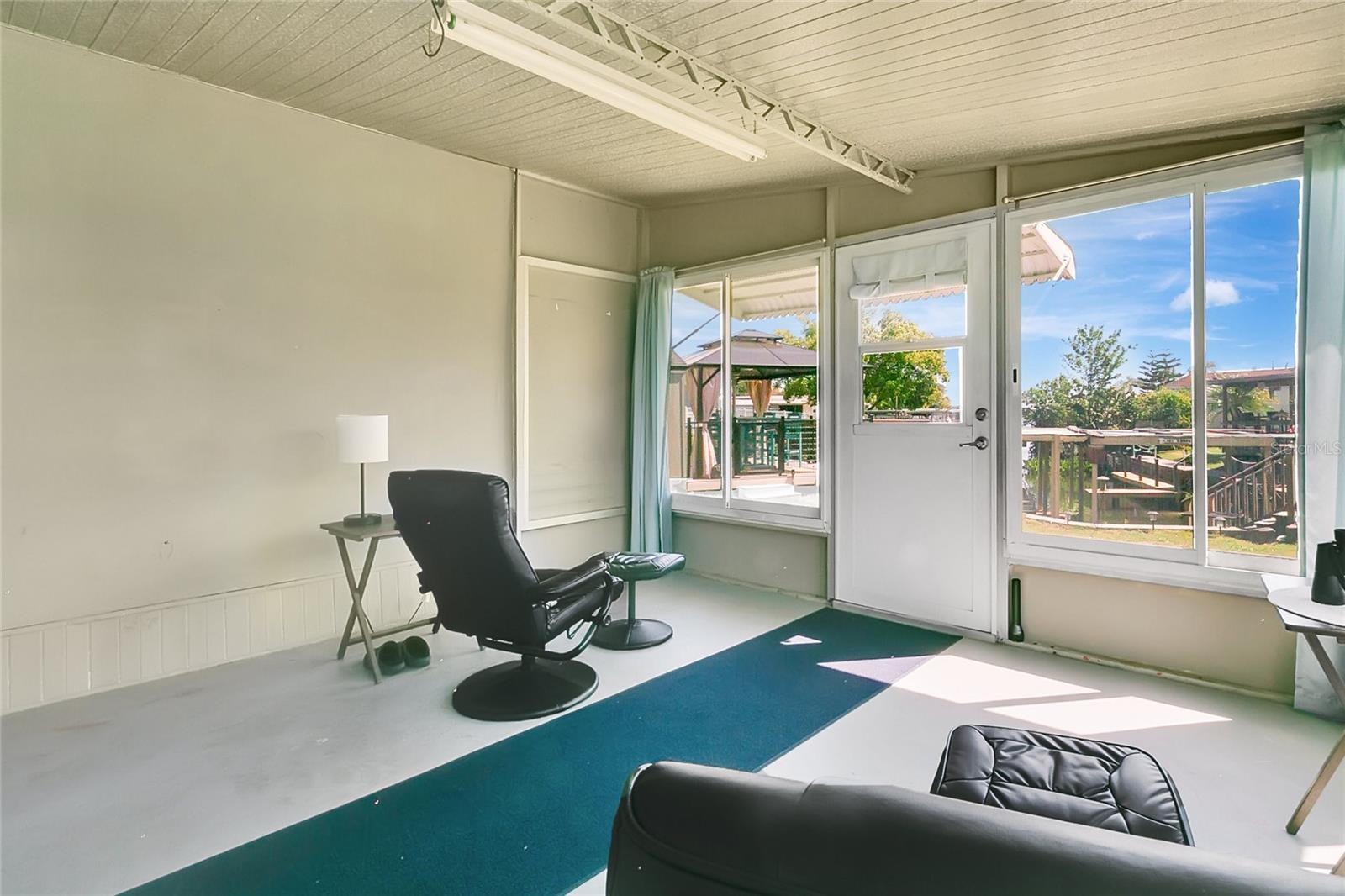 1405 WESTLAND DR, TAVARES, FL, 32778