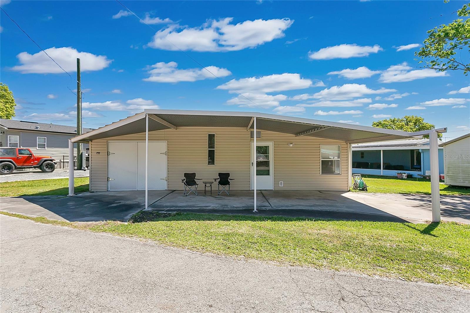 1405 WESTLAND DR, TAVARES, FL, 32778