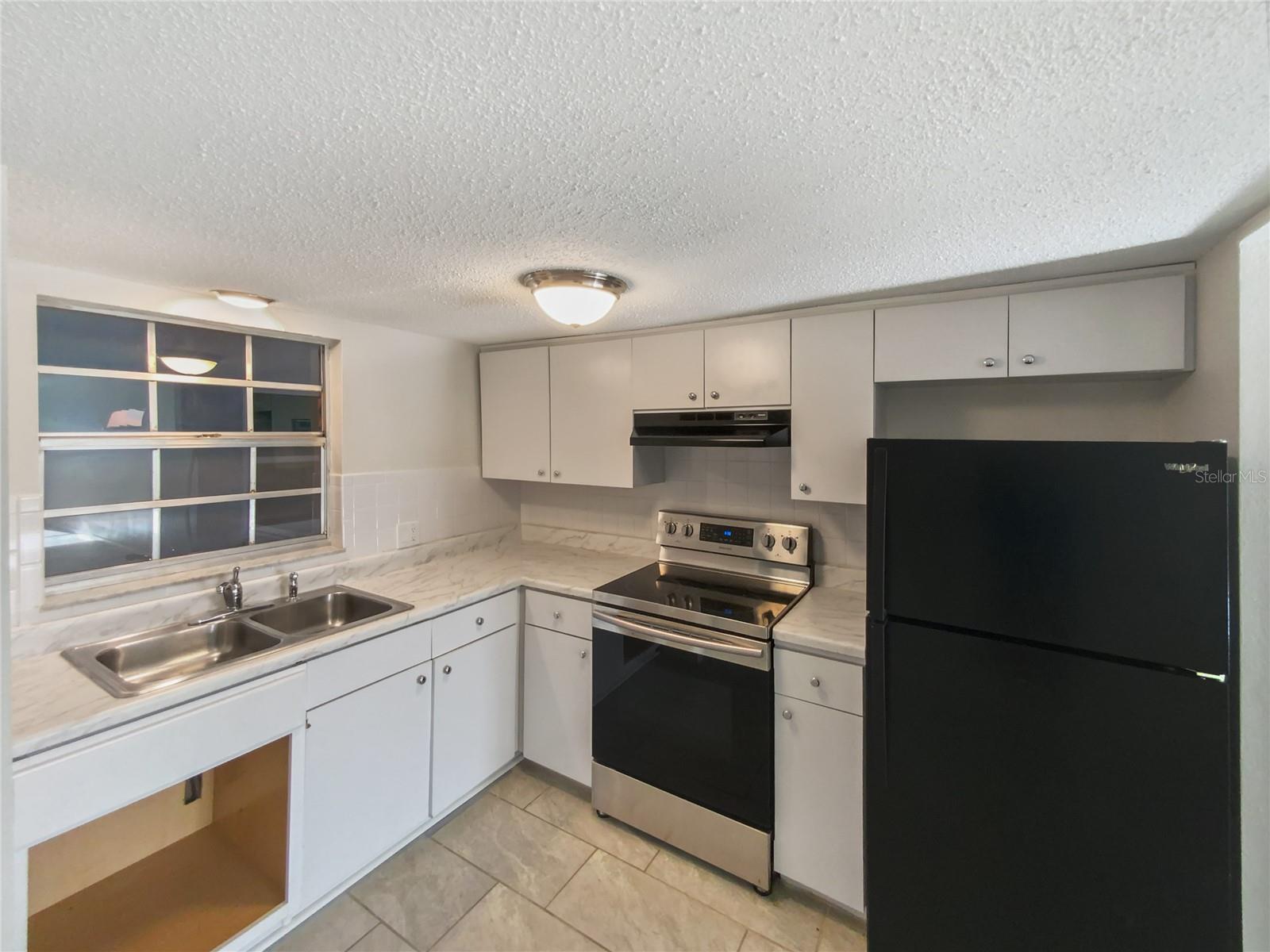 4746 AZALEA DR #102, NEW PORT RICHEY, FL, 34652
