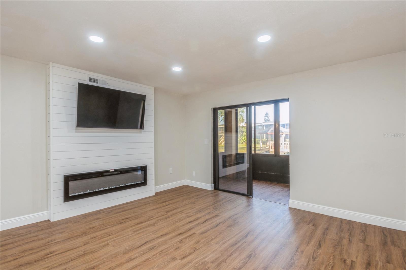 1000 LAKE OF THE WOODS BLVD #103H, CASSELBERRY, FL, 32730