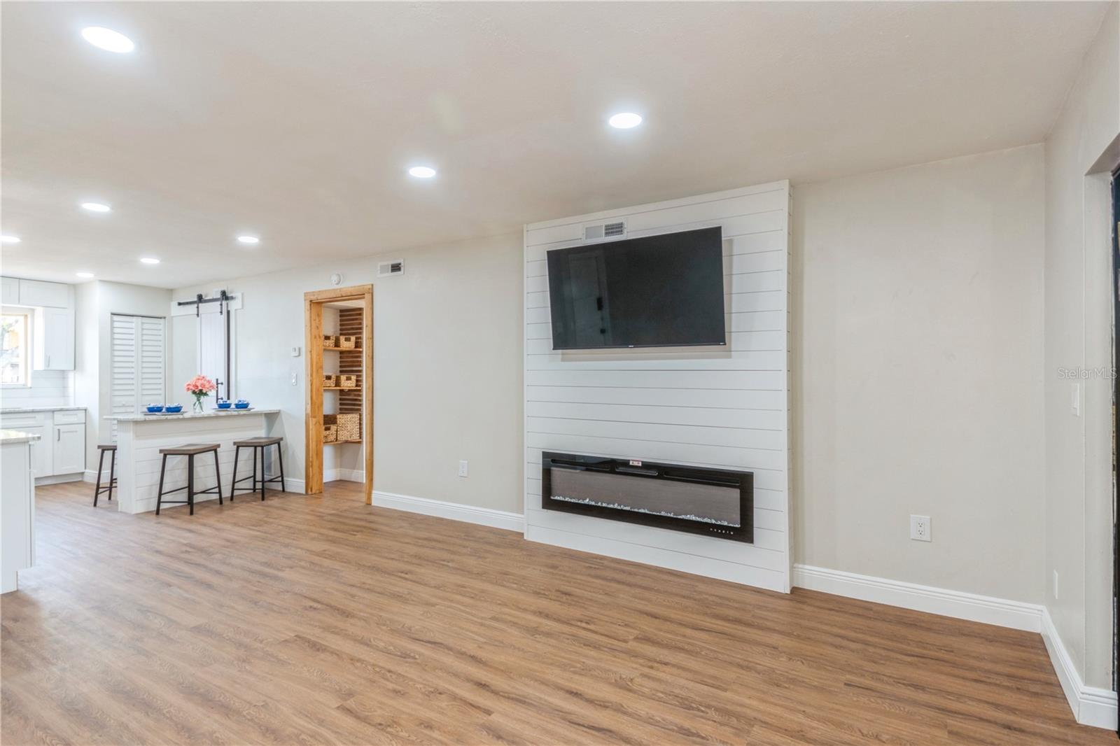1000 LAKE OF THE WOODS BLVD #103H, CASSELBERRY, FL, 32730