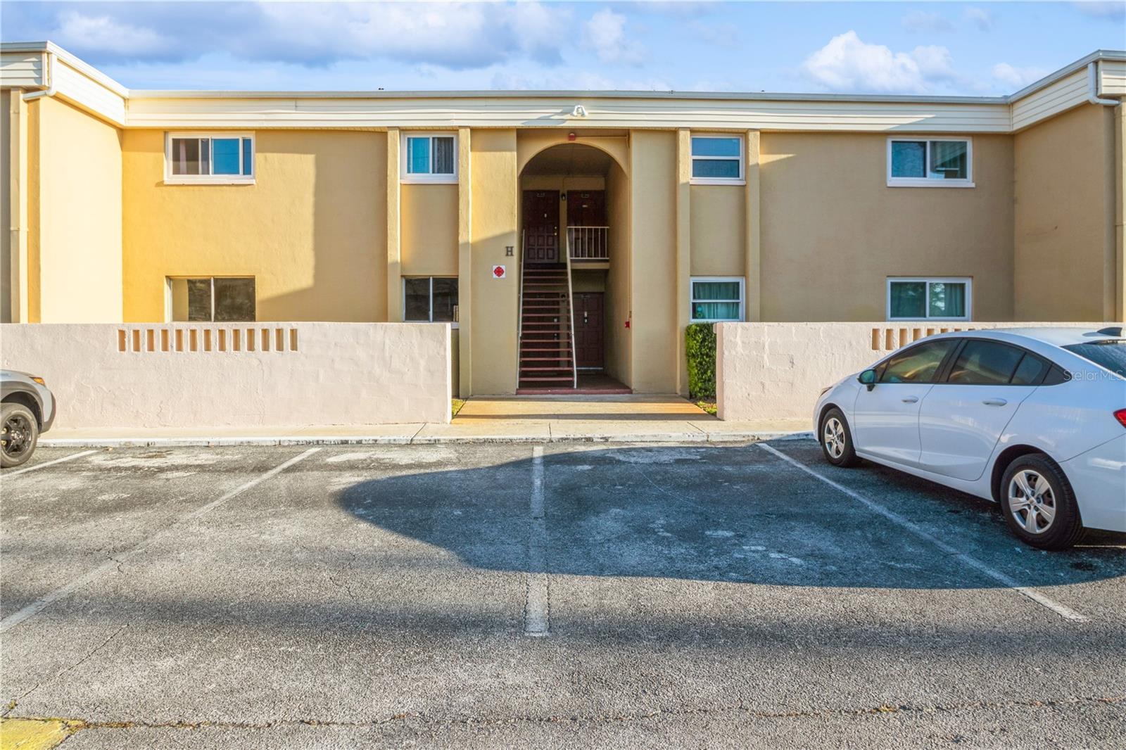 1000 LAKE OF THE WOODS BLVD #103H, CASSELBERRY, FL, 32730