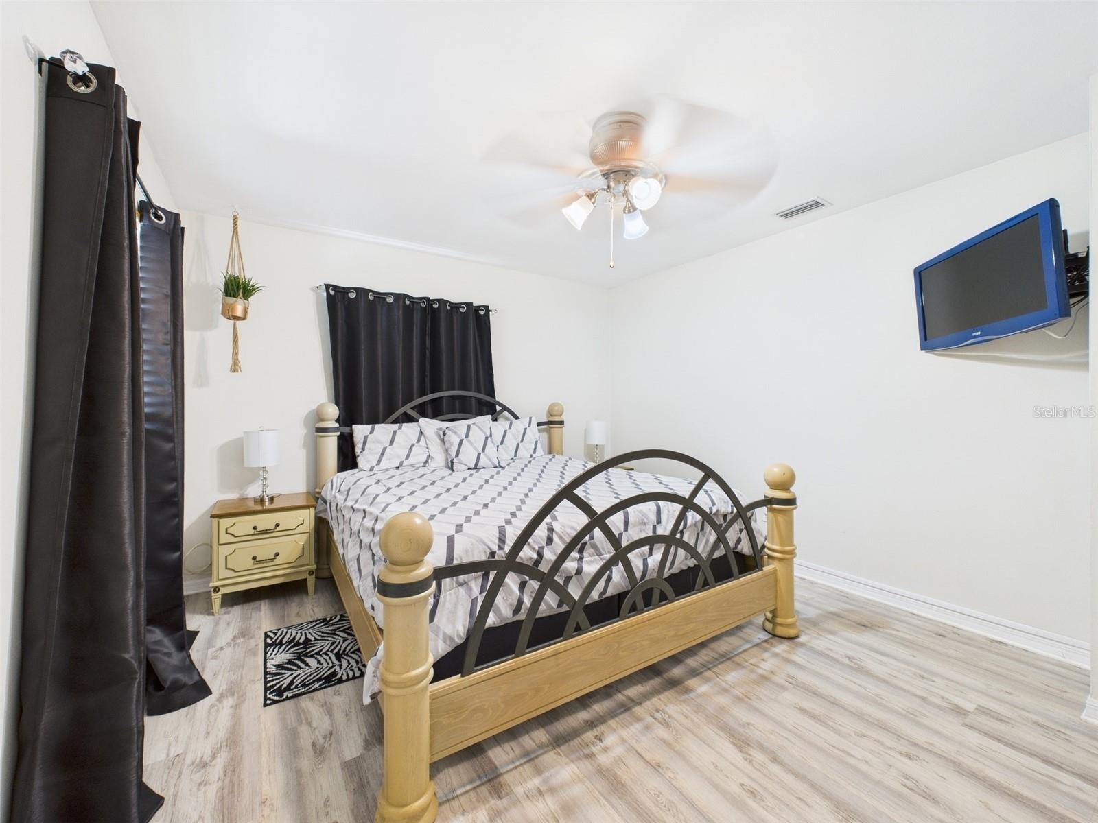 616 26TH AVE, VERO BEACH, FL, 32962