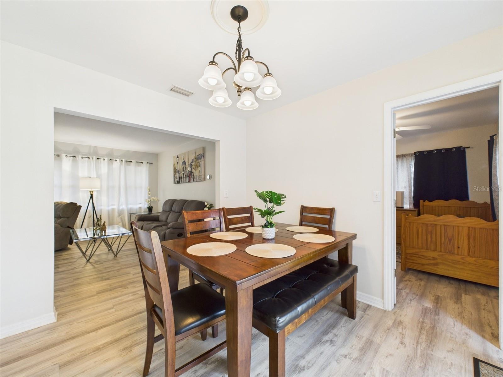 616 26TH AVE, VERO BEACH, FL, 32962