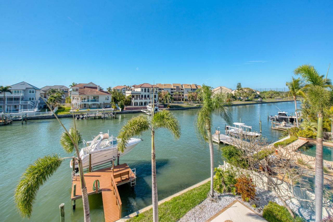 2829 SEABREEZE DR S, GULFPORT, FL, 33707