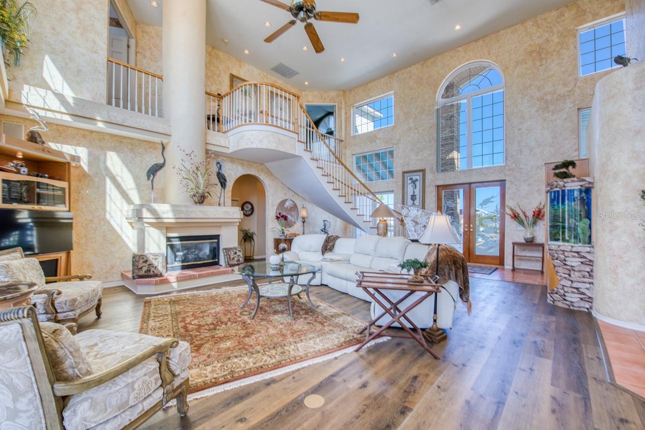 2829 SEABREEZE DR S, GULFPORT, FL, 33707
