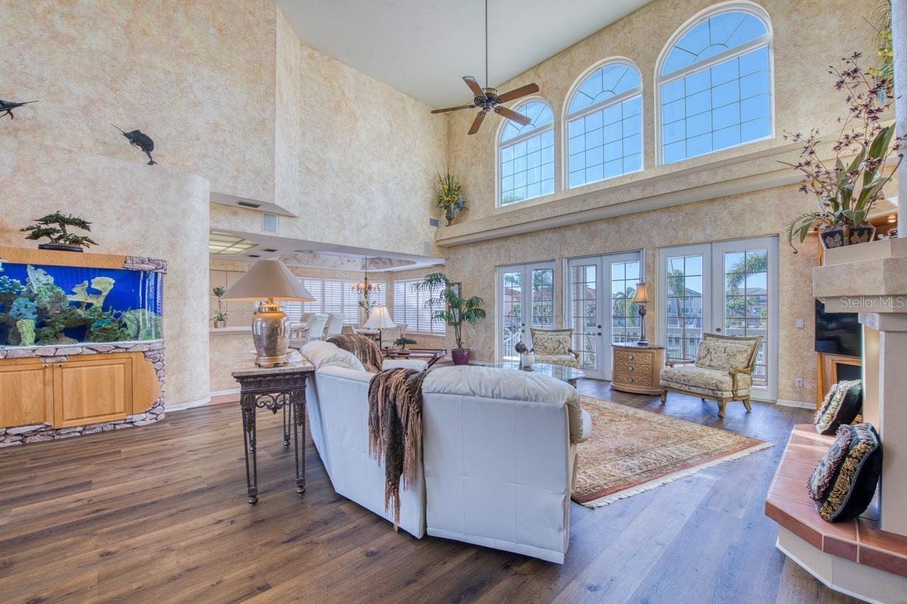 2829 SEABREEZE DR S, GULFPORT, FL, 33707