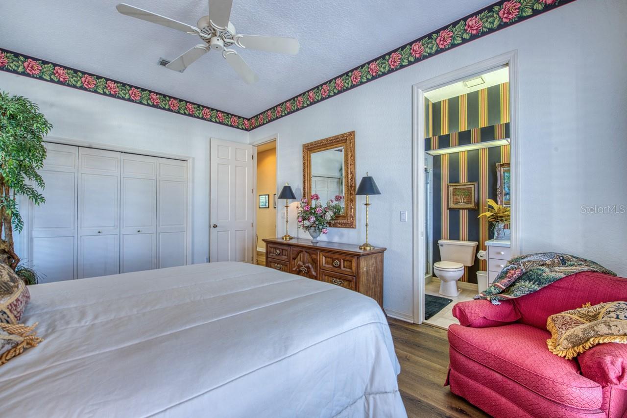 2829 SEABREEZE DR S, GULFPORT, FL, 33707