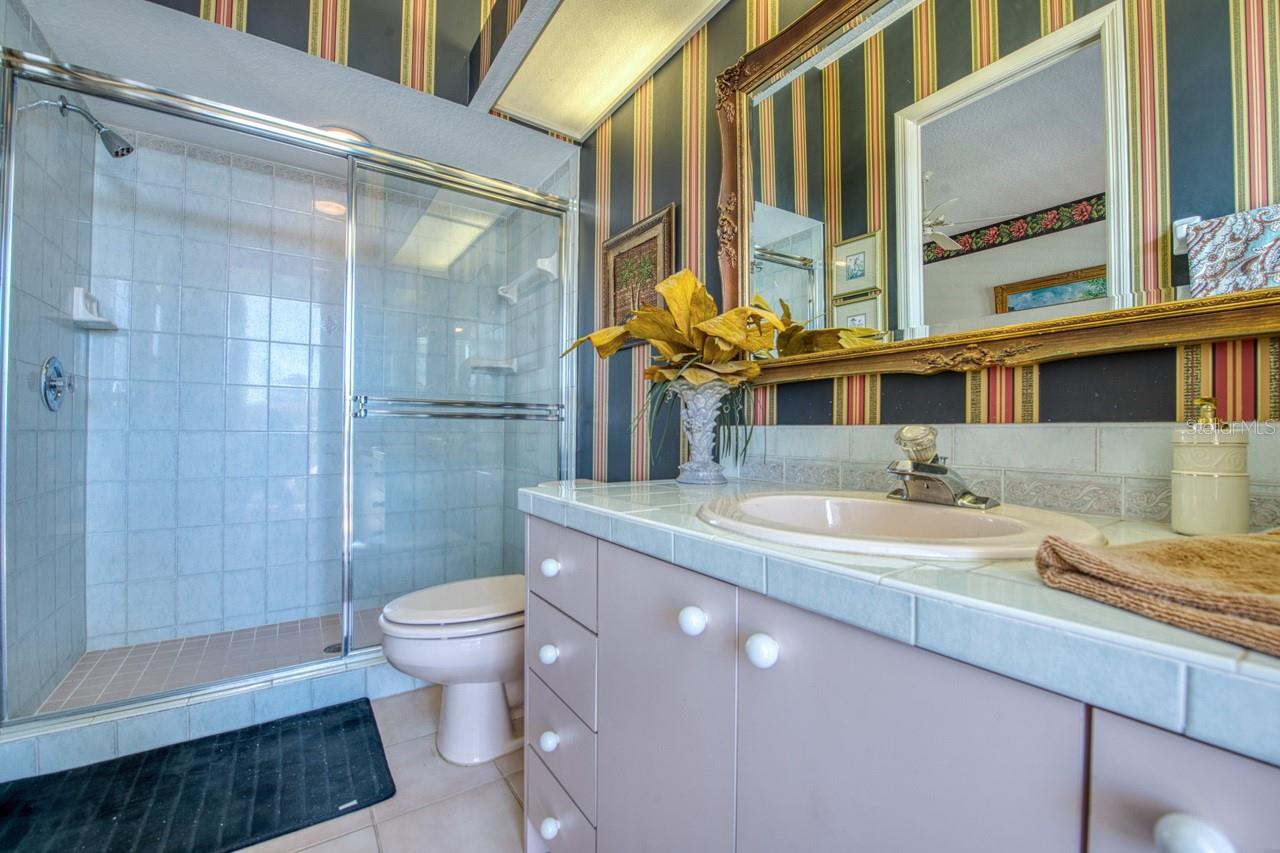 2829 SEABREEZE DR S, GULFPORT, FL, 33707