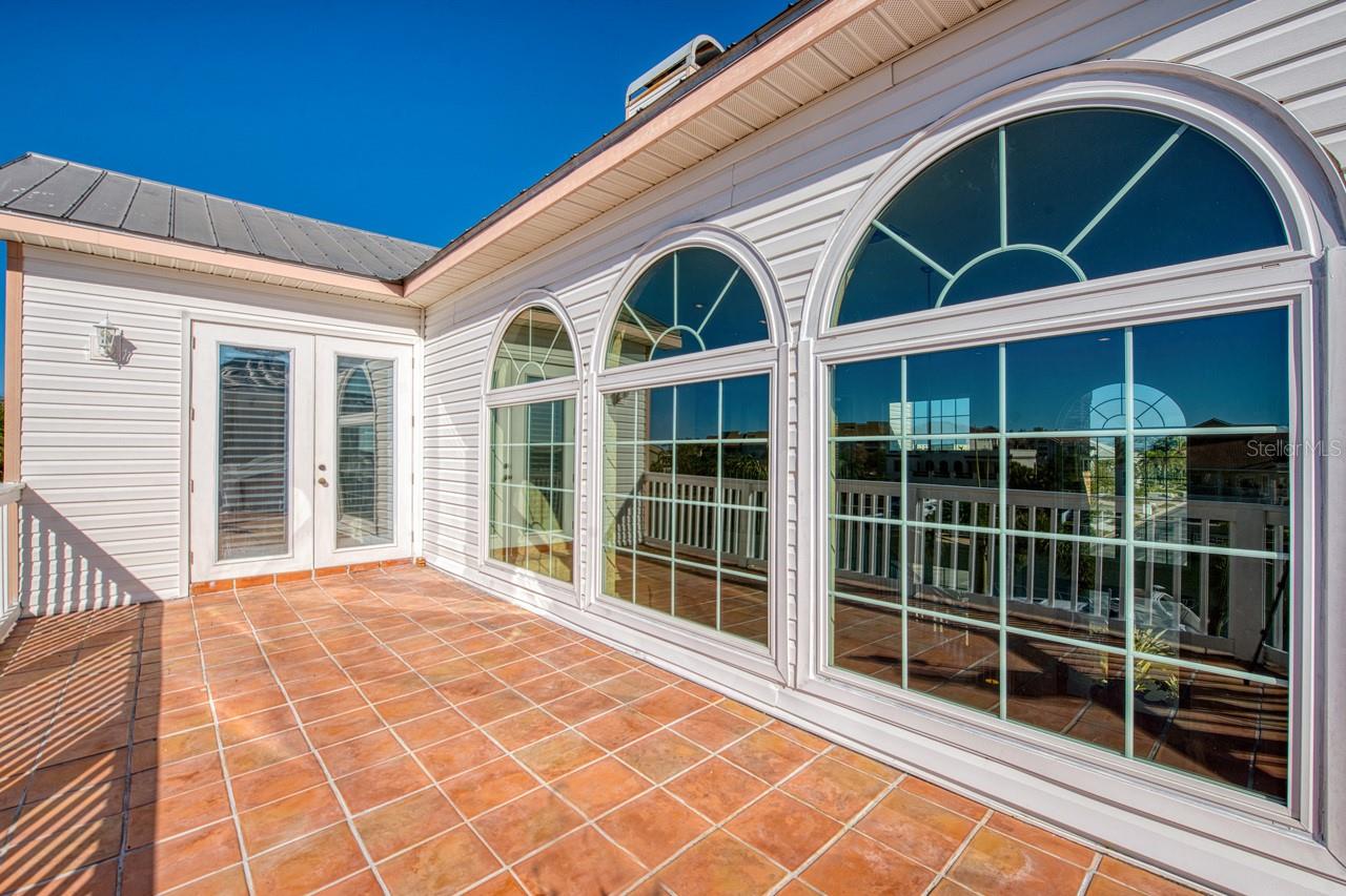 2829 SEABREEZE DR S, GULFPORT, FL, 33707