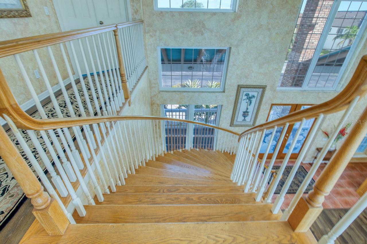 2829 SEABREEZE DR S, GULFPORT, FL, 33707