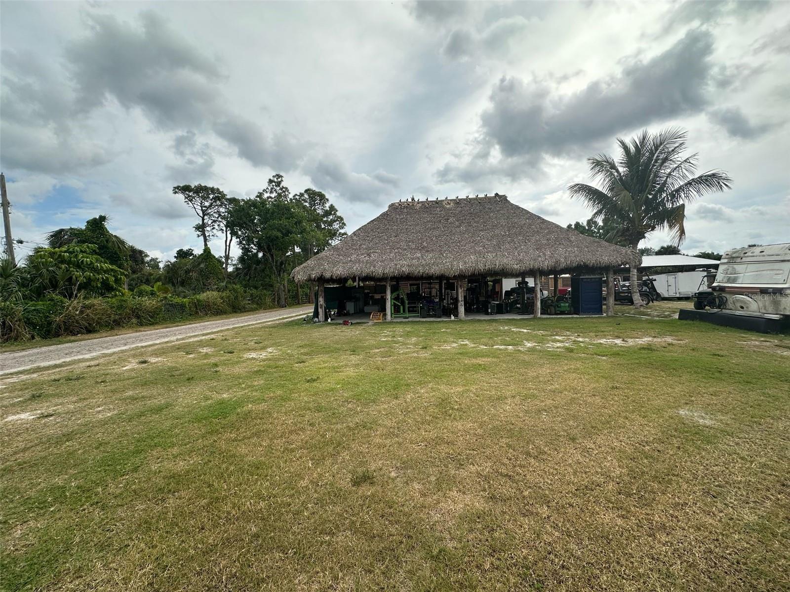 LOXAHATCHEE, FL, 33470