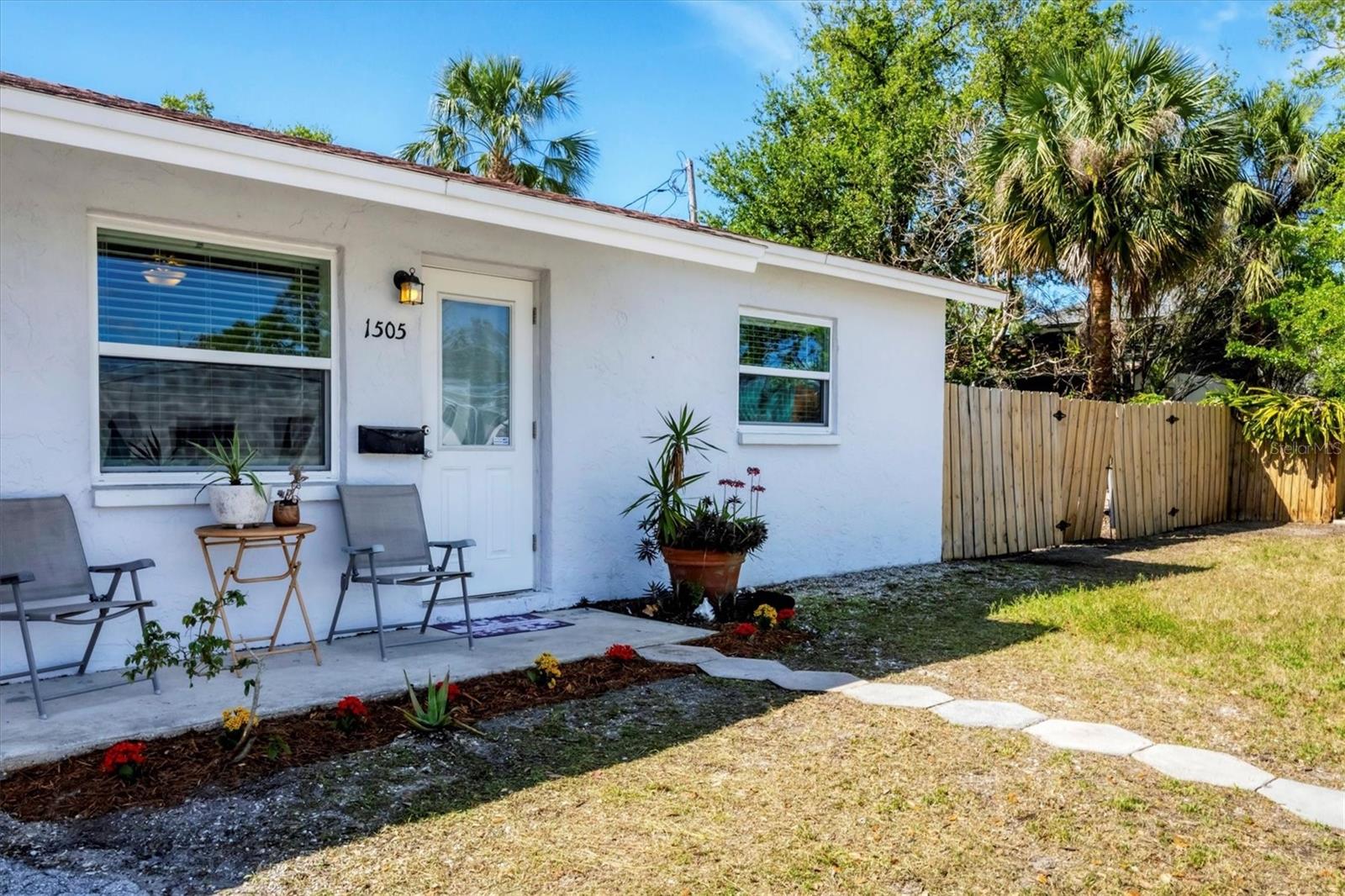 1501 BEACH DR SE, ST PETERSBURG, FL, 33701