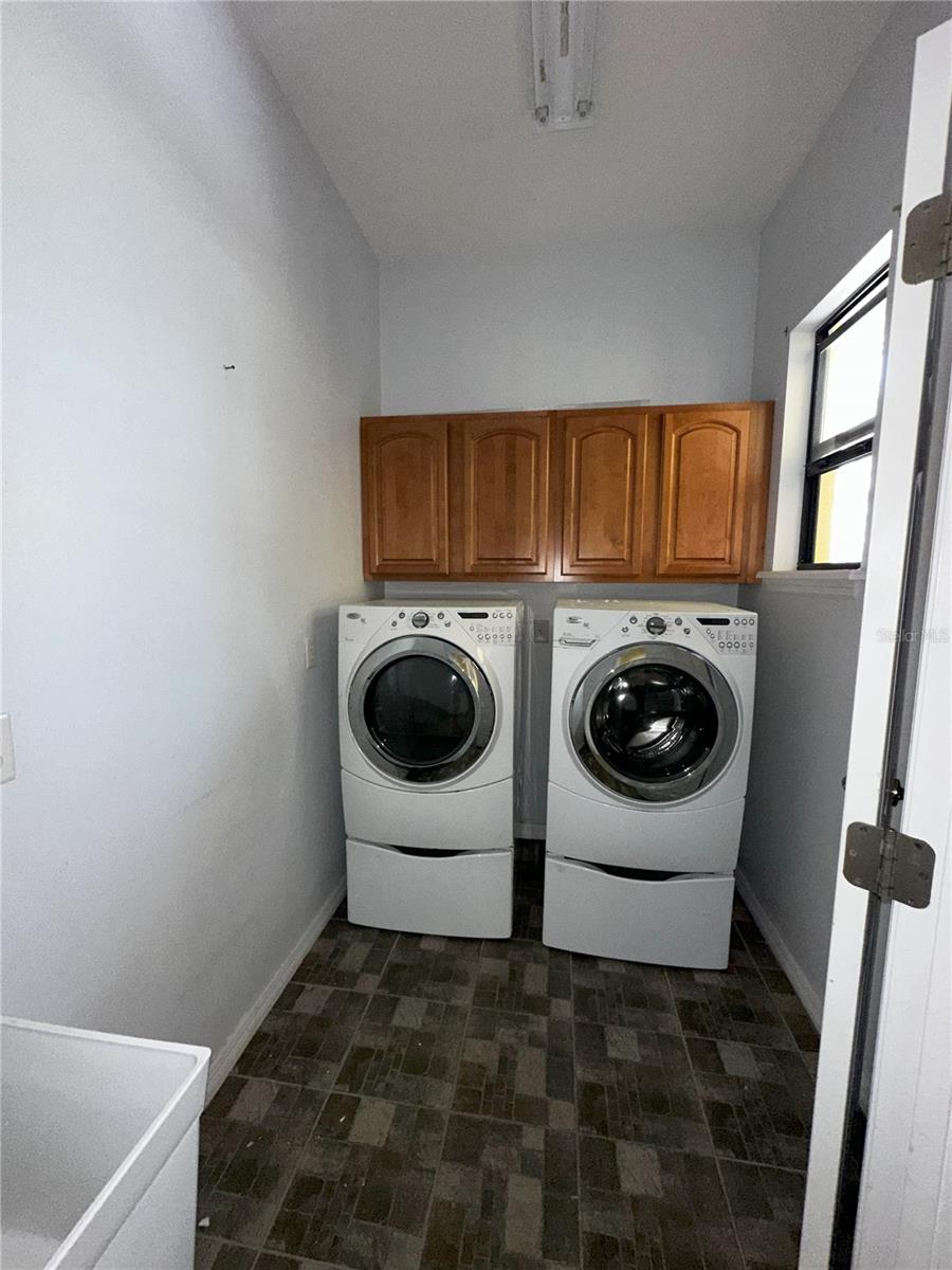 5810 HAMPSHIRE AVE, ORLANDO, FL, 32833