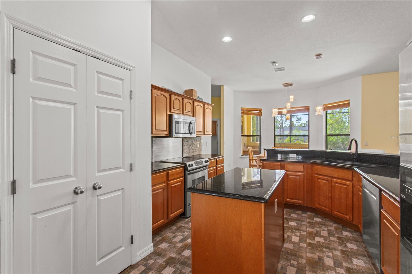 5810 HAMPSHIRE AVE, ORLANDO, FL, 32833
