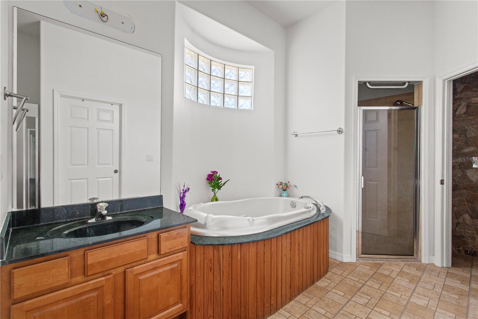 5810 HAMPSHIRE AVE, ORLANDO, FL, 32833