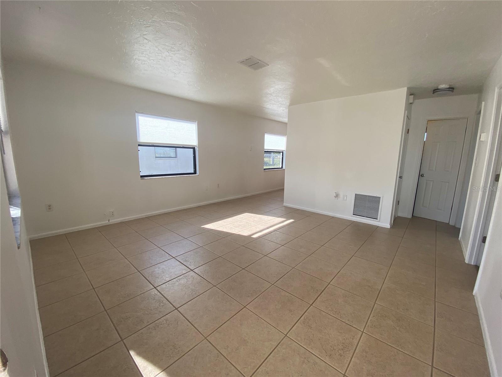 7914 43RD AVE W, BRADENTON, FL, 34209