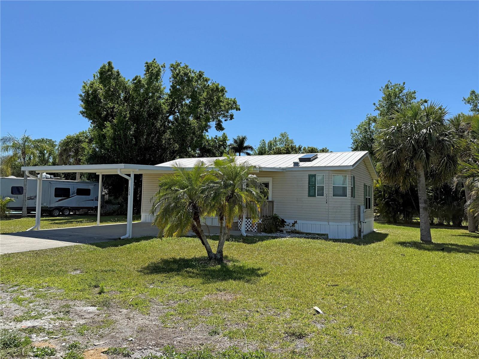 1739 GRIFFITH AVE, PUNTA GORDA, FL, 33982