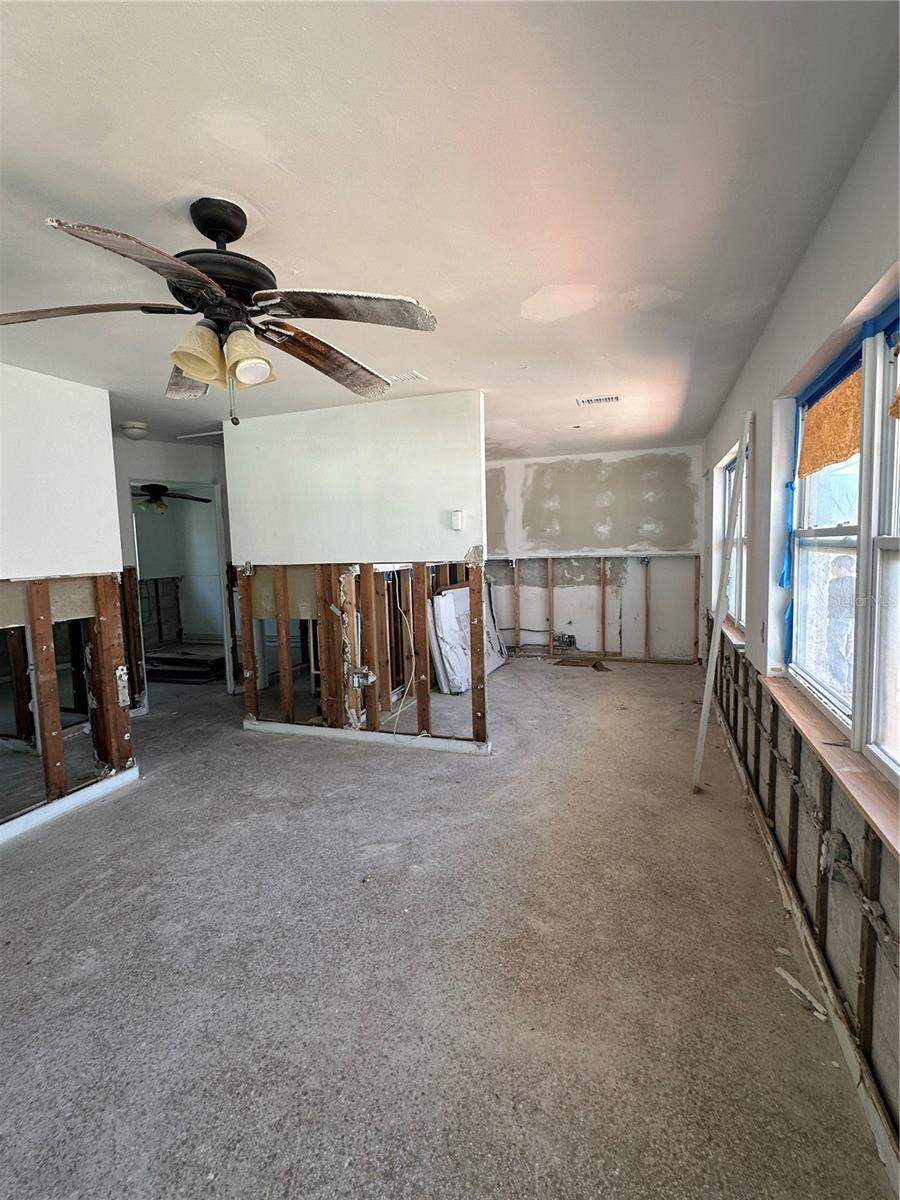 13434 1ST ST E, MADEIRA BEACH, FL, 33708